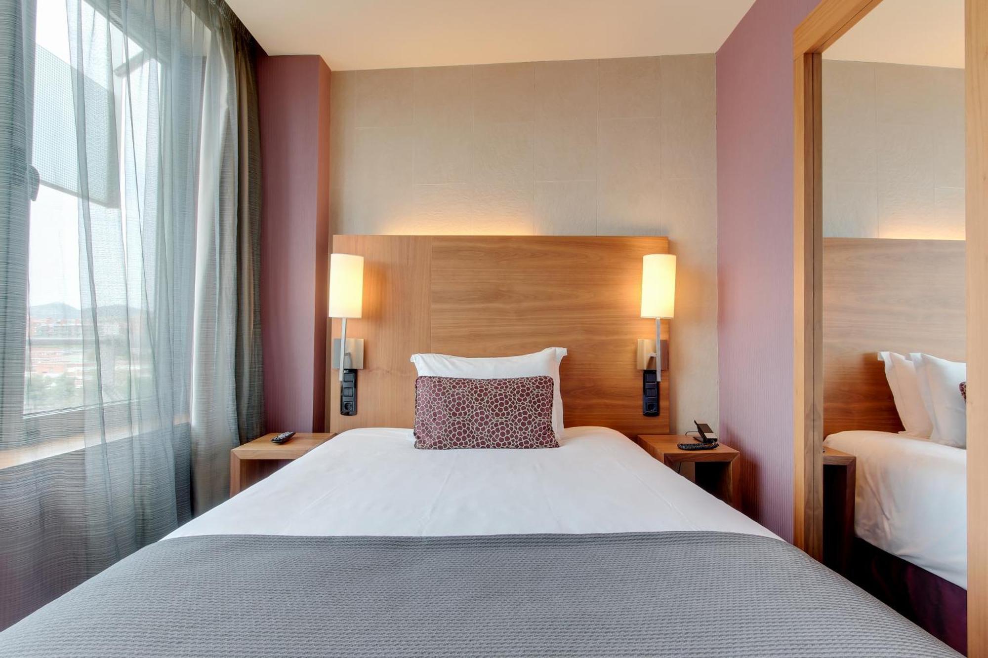 Single Room,1436459350:JPEG